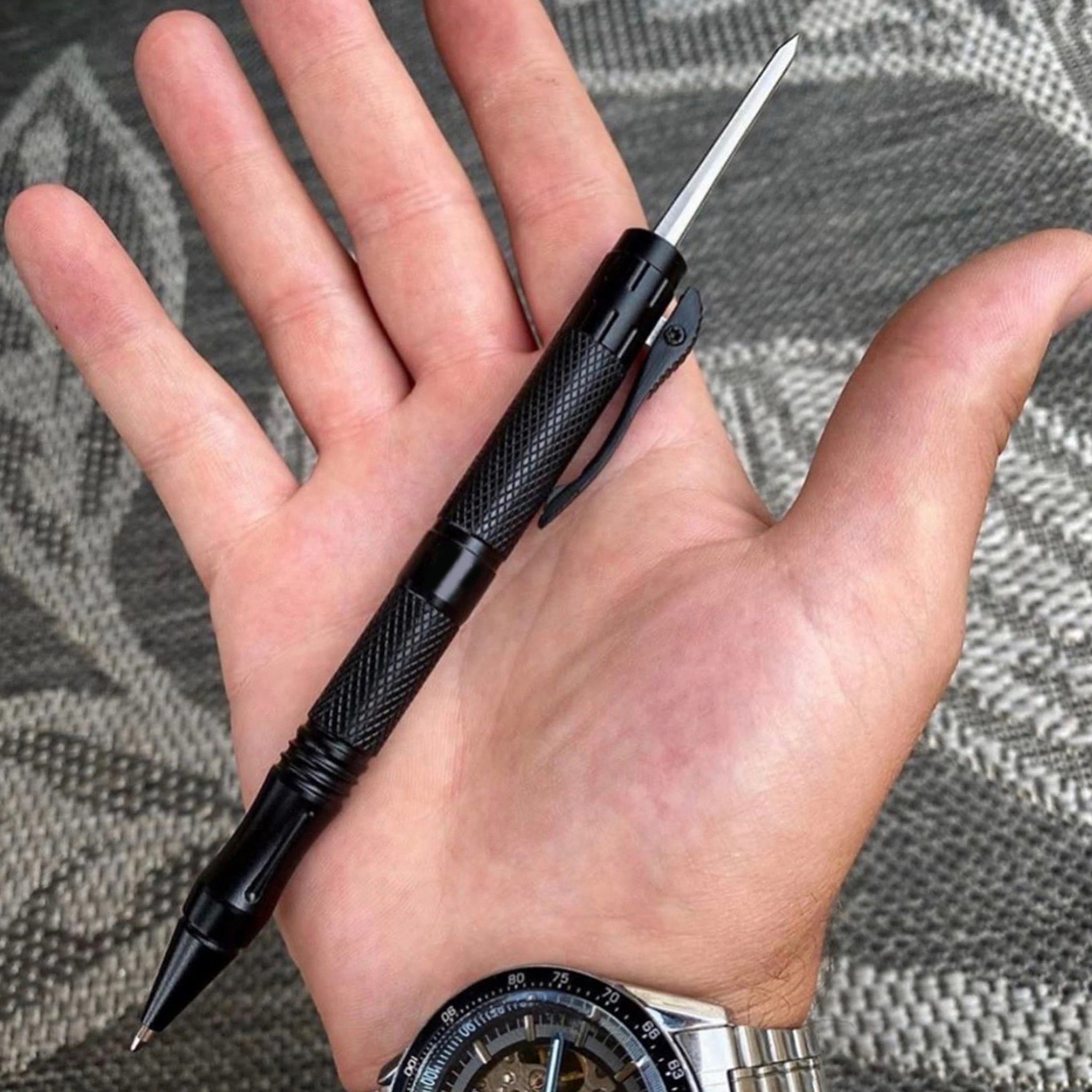 Arkaru TYRANT PEN  It's super snappy, light weight, easy to use and easy to hide!